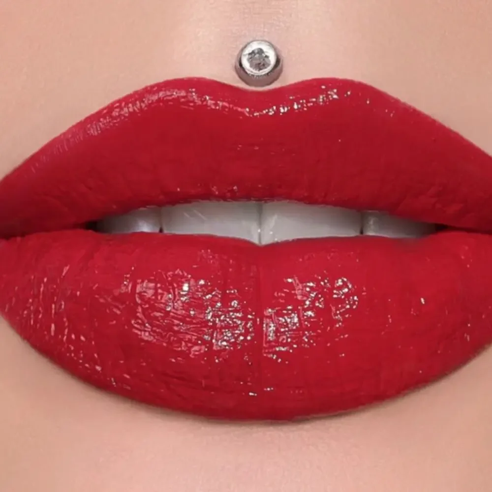 Jeffree Star blood sugar supreme gloss